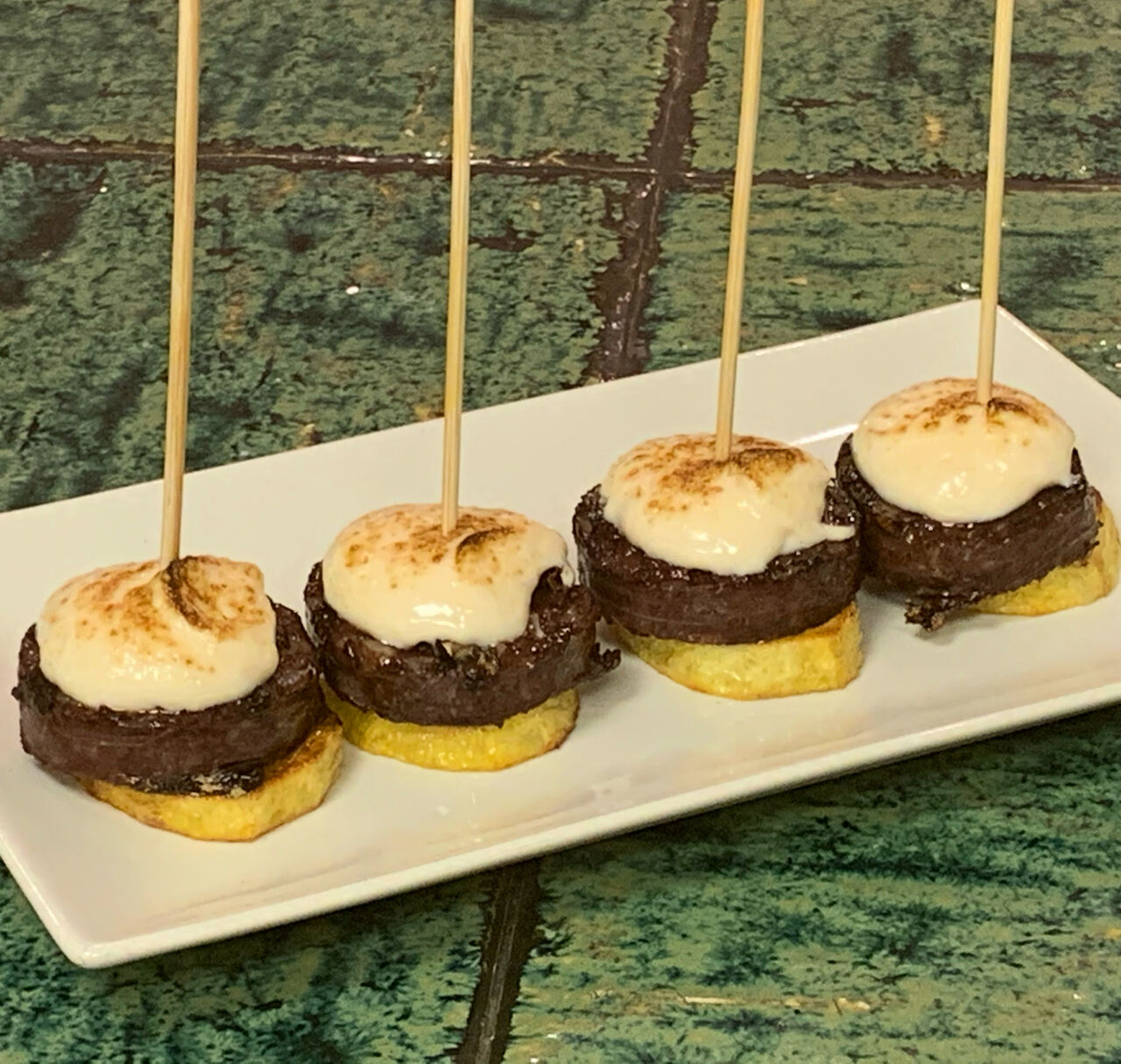 Butifarra negra gratinada 