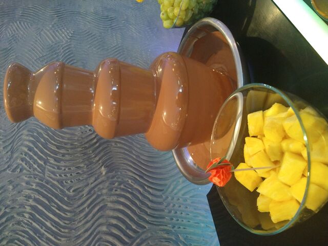 Na zamówienie (fontanna czekoladowa)