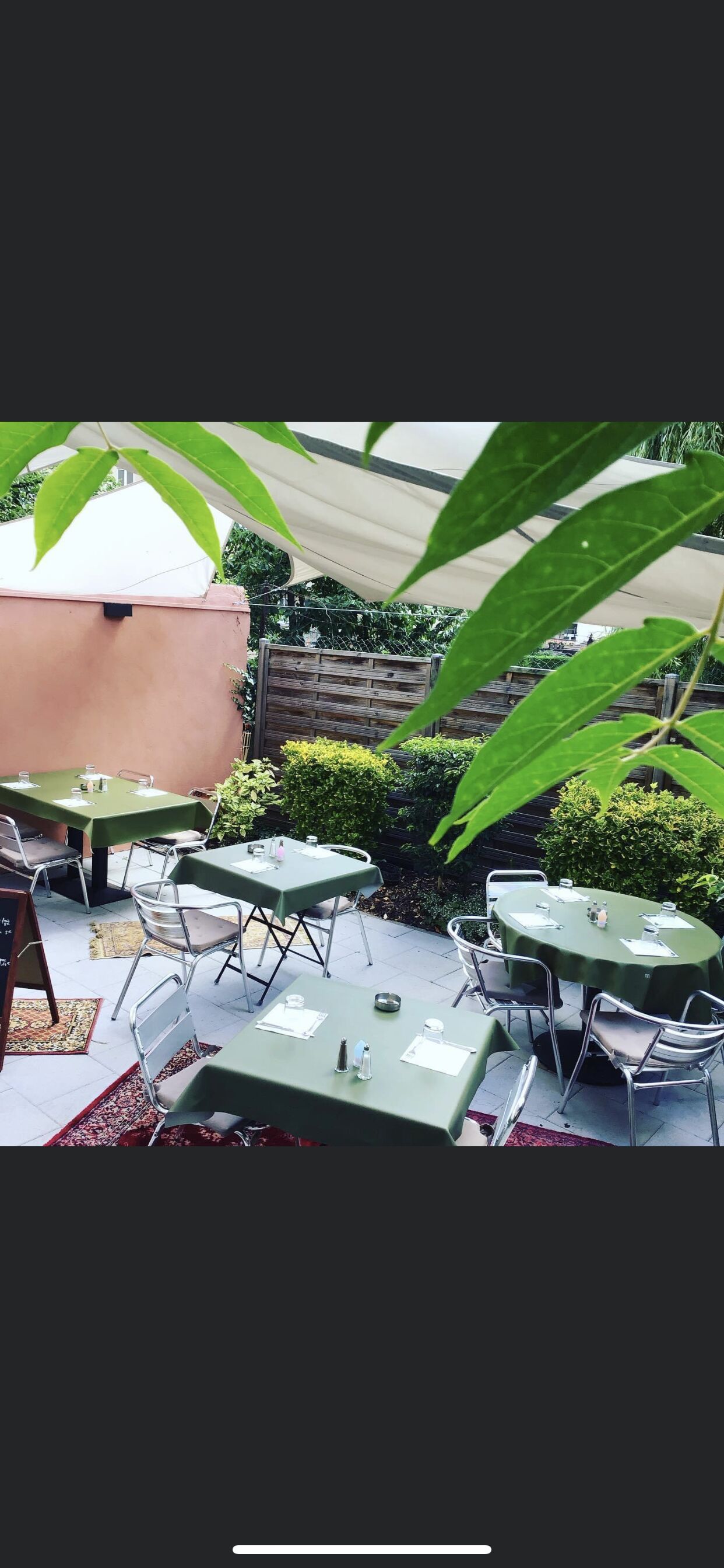 Terrasse à l'arrière