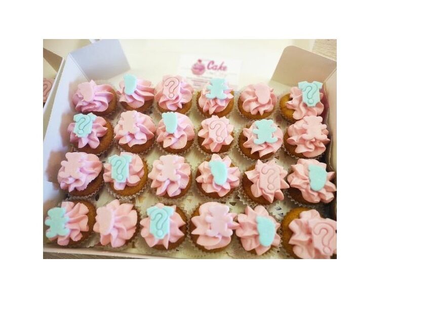 Boite de 24 mini-cupcakes Baby shower/Bébé/Naissance