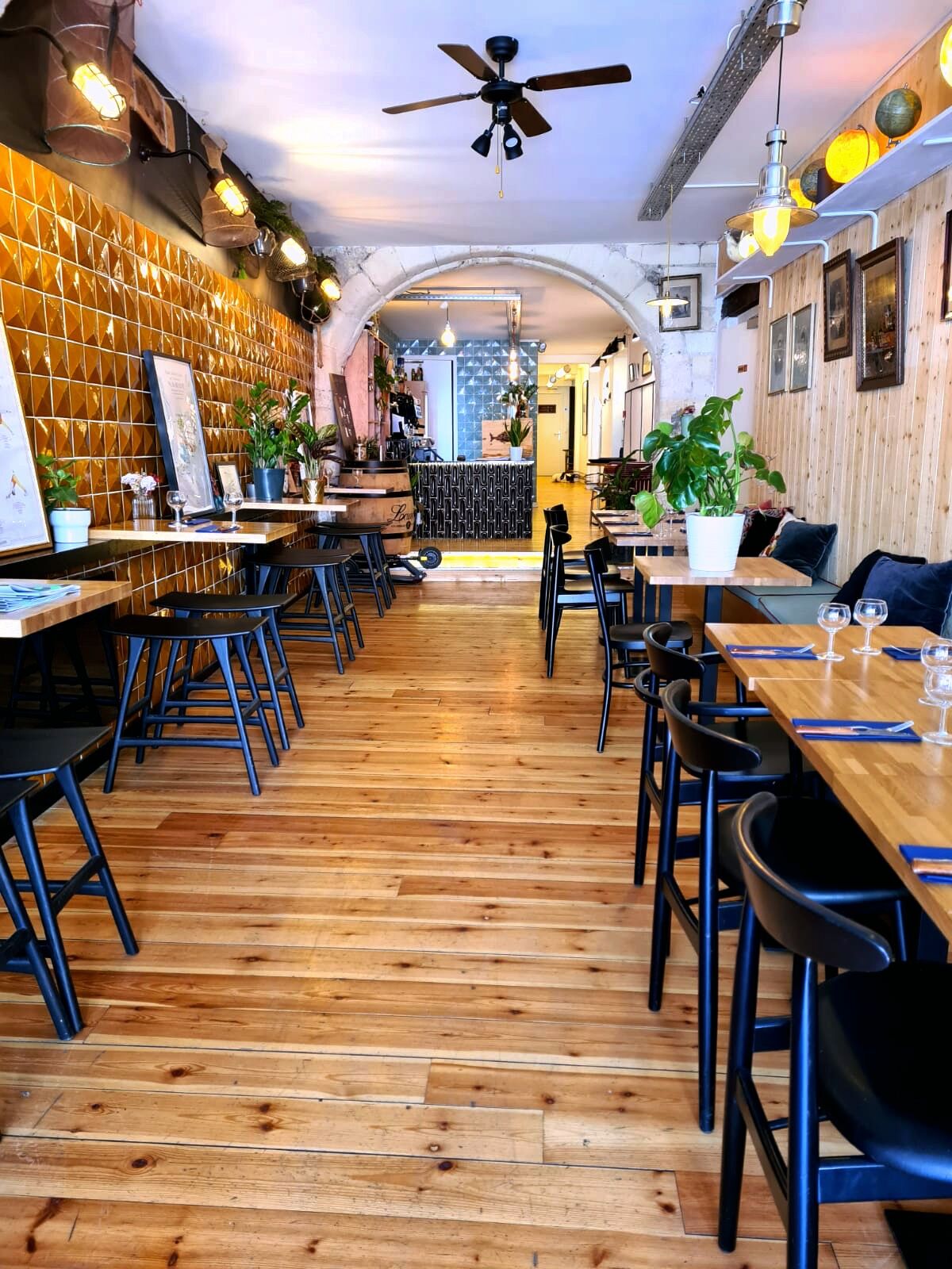 Notre salle intérieur cosy et chaleureuse 