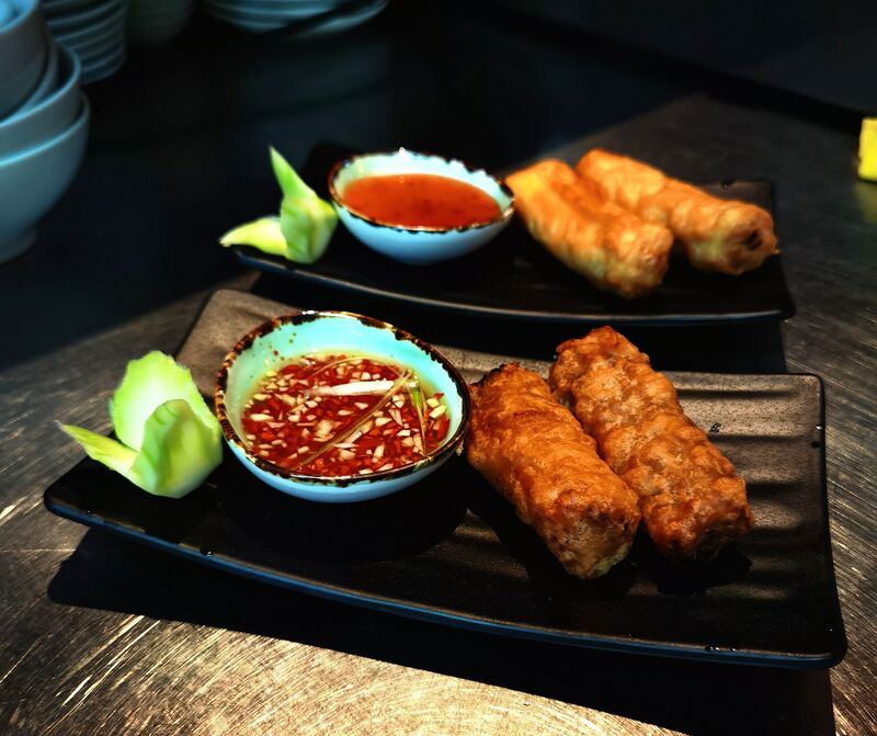 Frühlingsrollen mit Schweinefleisch oder vegetarisch 