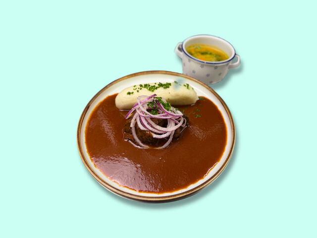 Menü 1: Rindsgulasch 