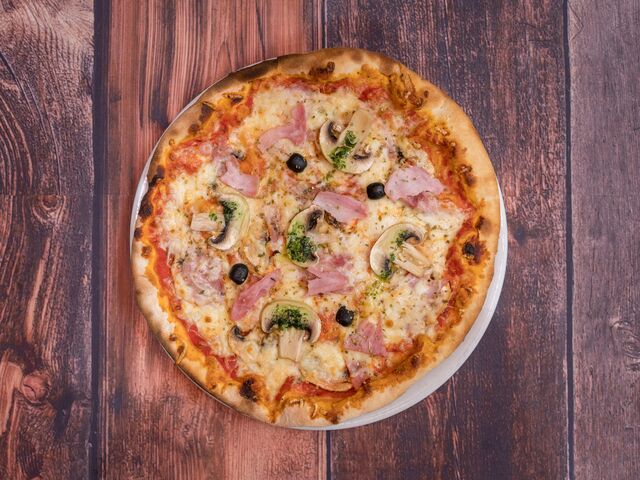 Pizza Reine
