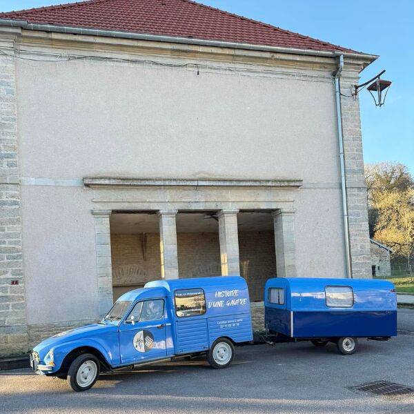 Remorque gaufres au feu de bois