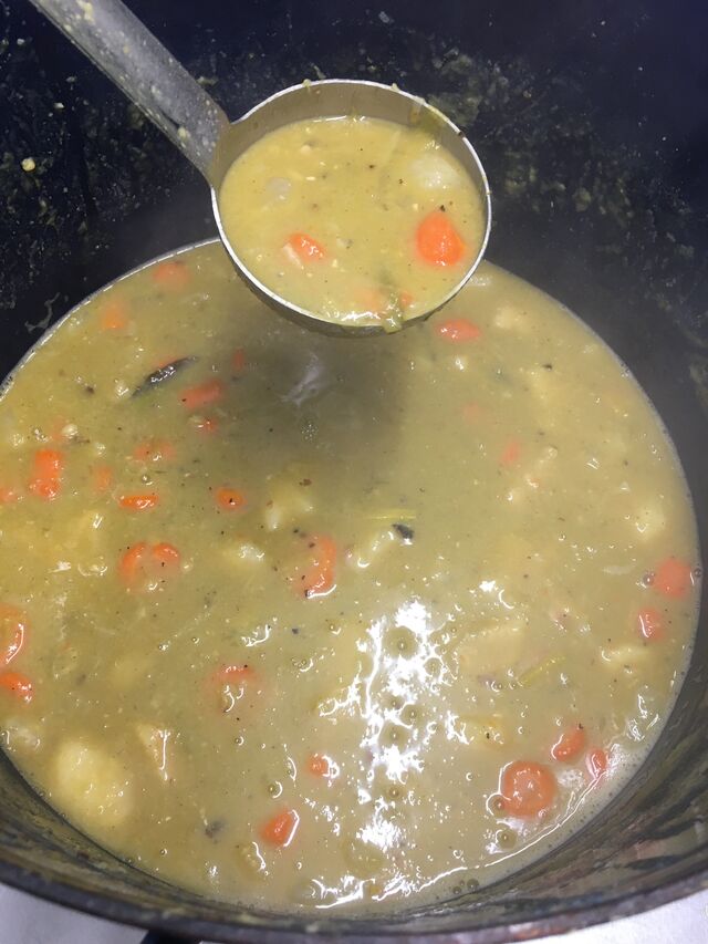 Préparation de notre soupe aux pois