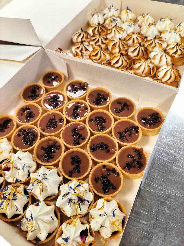 Pour vos comité d'entreprise, Anniversaire,Mariage, un large choix vous est proposé.4,50€ le lot de 3