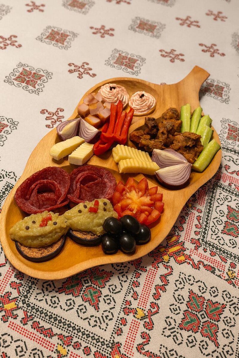 Platou rece campenesc - 85 lei/2 pers