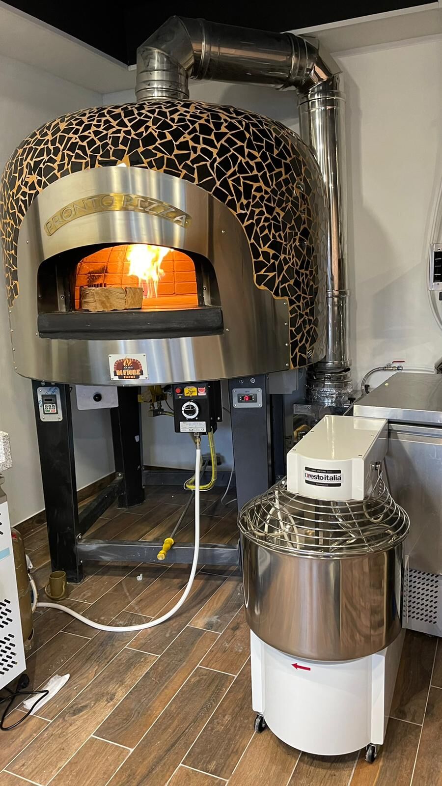 Four à Bois + Pétrin