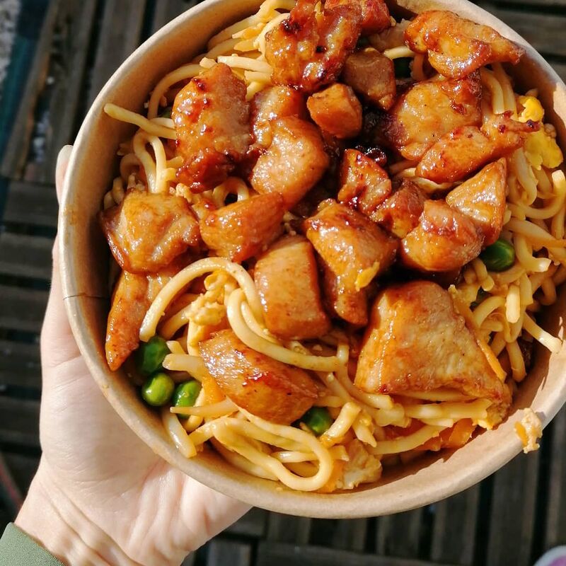 Nouilles sautées au poulet