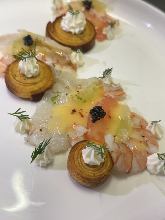 Carpacio de langouste sauce agrumes coco 