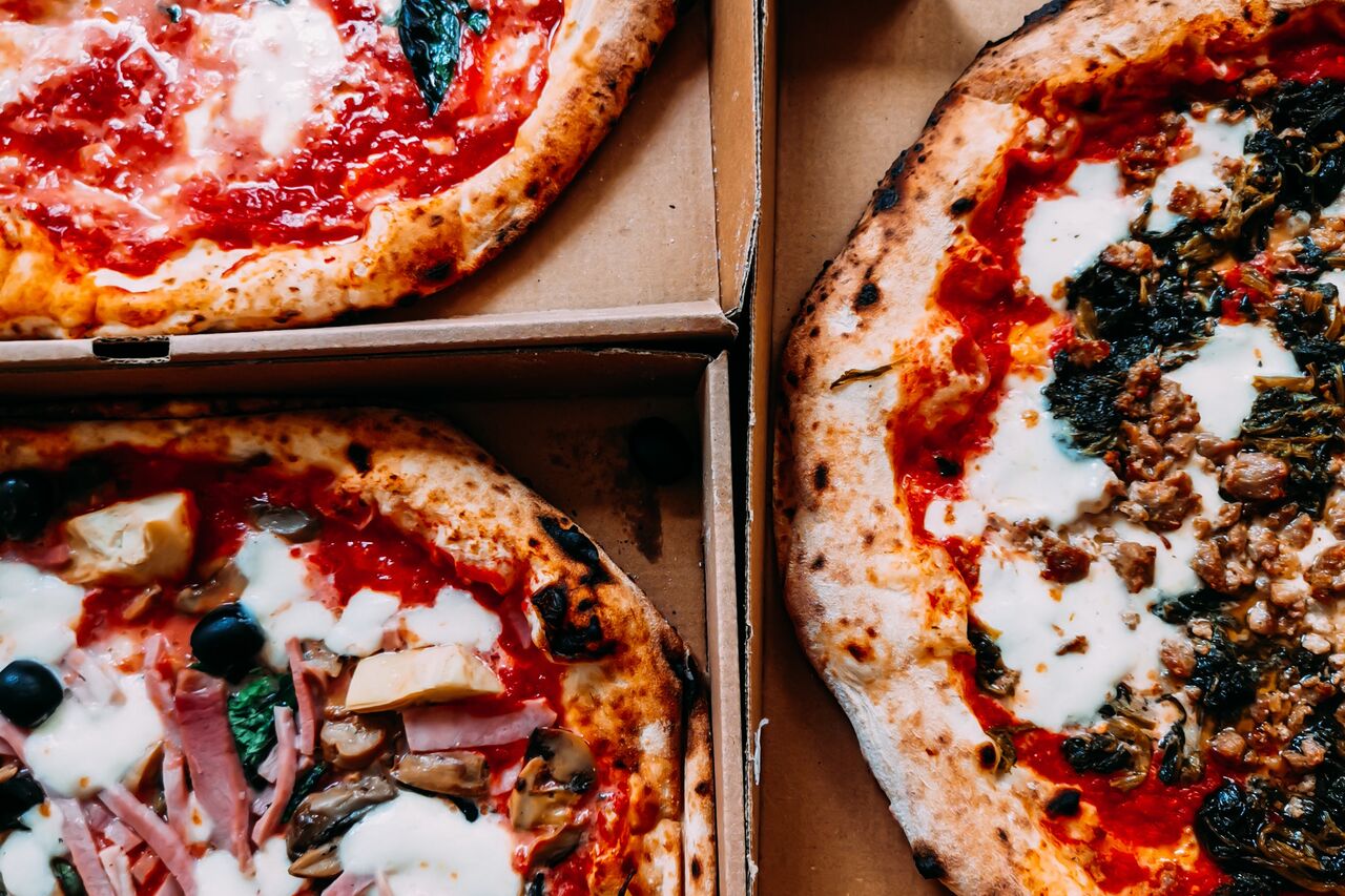 Leckere Pizza mit frischen und hochwertigen Zutaten