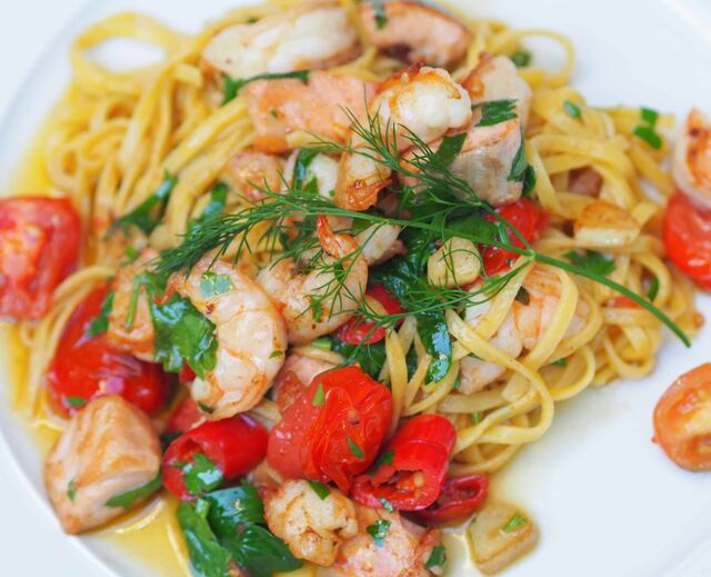 Nudeln mit Fisch