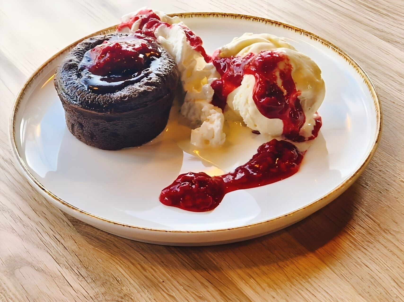 Unsere Desserts & Kaffeespezialitäten – Deine süße Auszeit