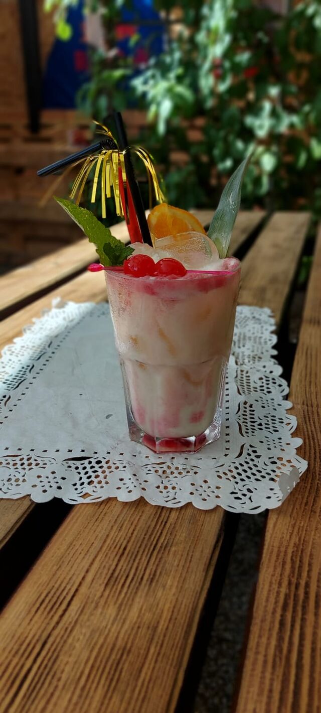 COCKTAILS SORTIMENT. 