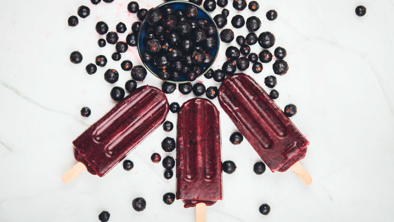 Nanuk černý rybíz