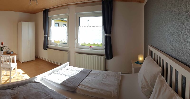 DOPPELZIMMER 7