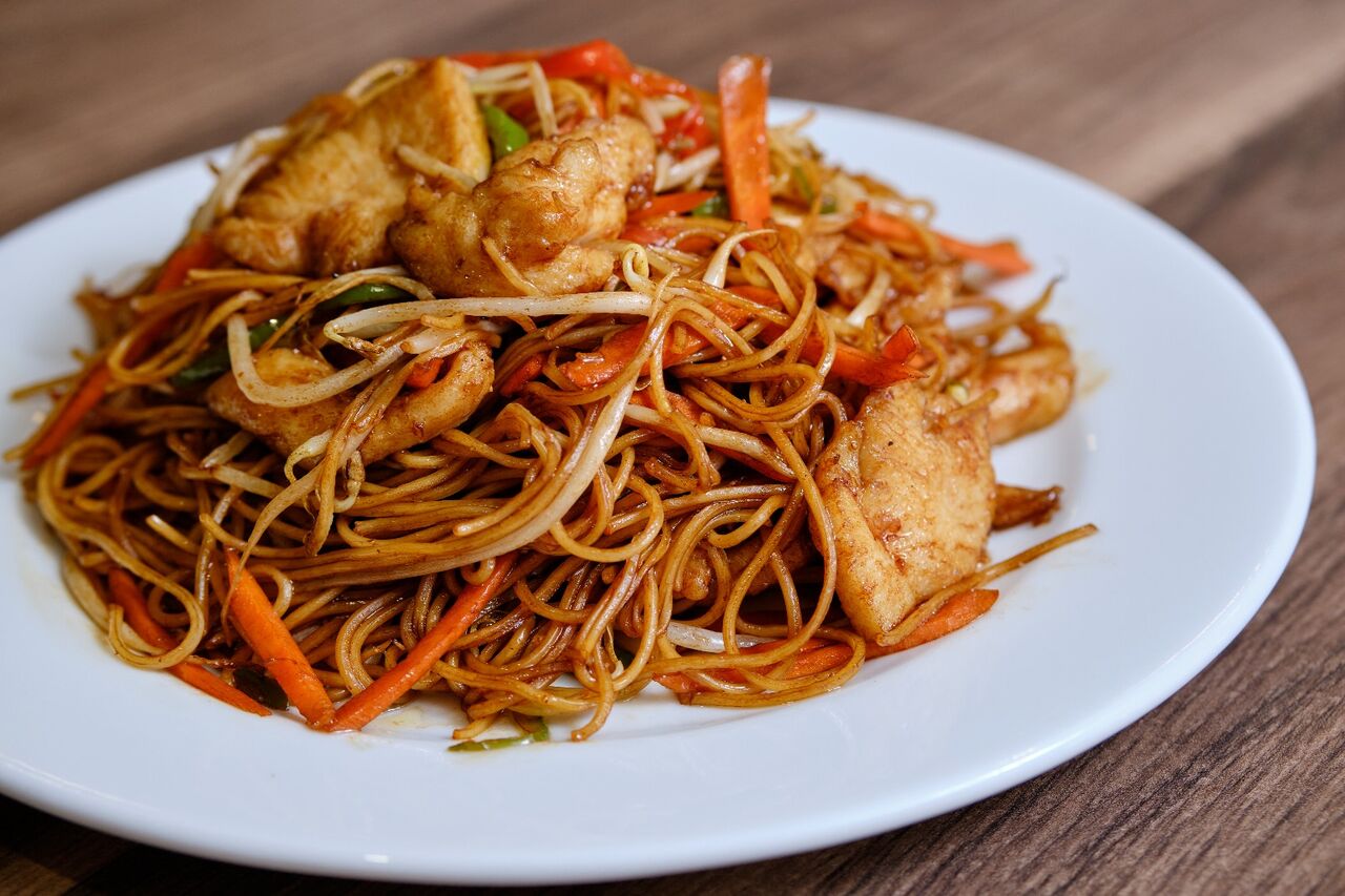 Tallarines con Pollo