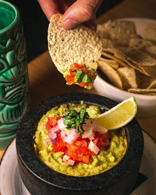 Nachos con guacamole