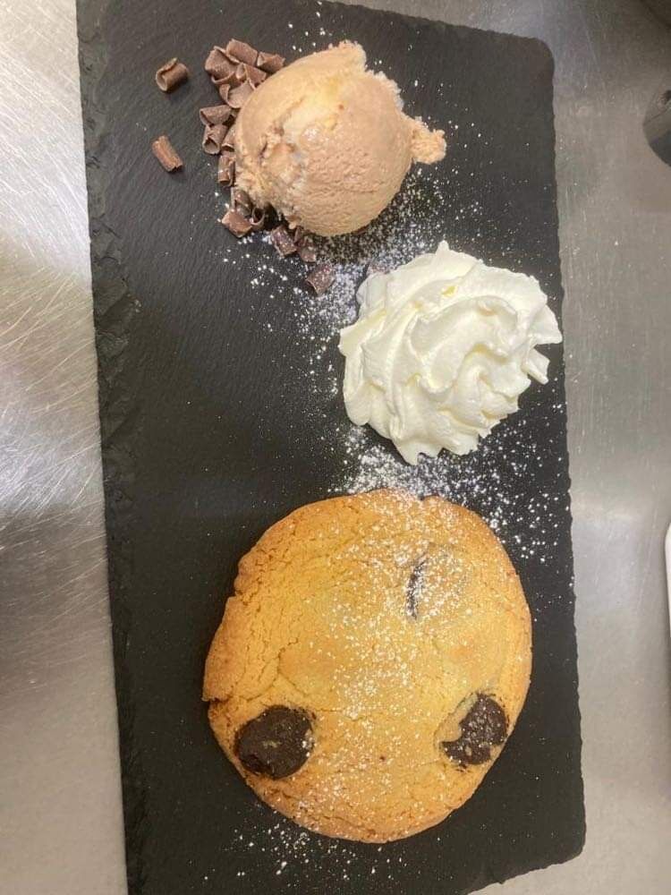 Cookie et glace noisette
