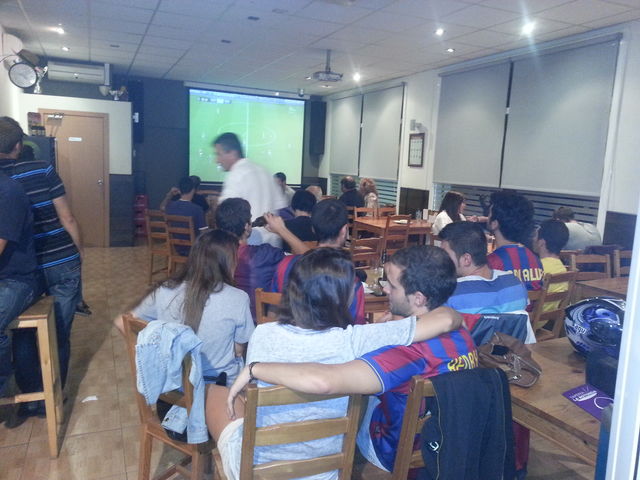 pantalla panorámica para disfrutar el futbol