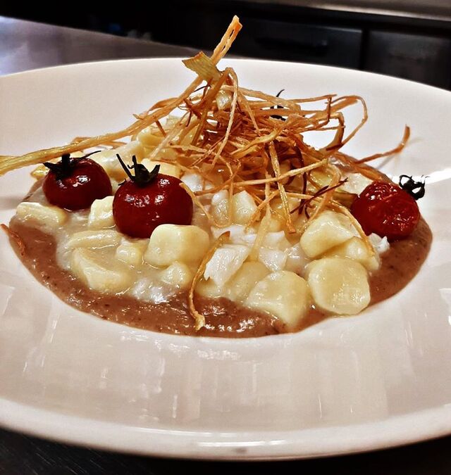 Gnocchetti, baccalà, crema di pane