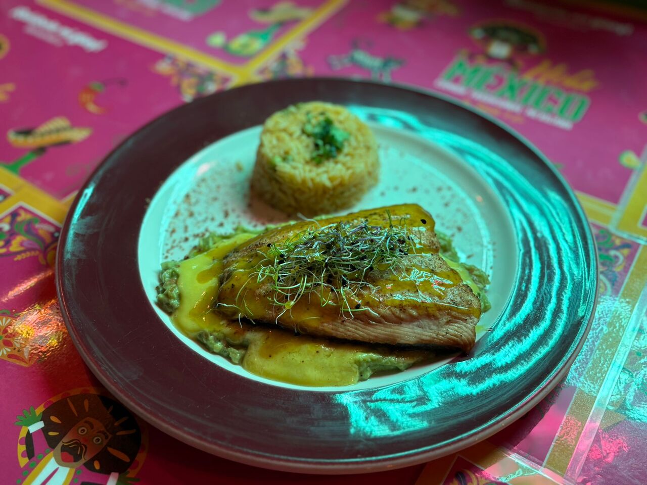 Salmòn Akumal