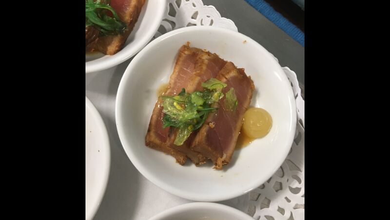 Receptiehapje/Kort gebakken tonijn