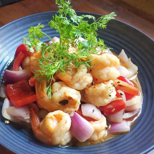 Crevettes sautées au poivre de Kampot 
