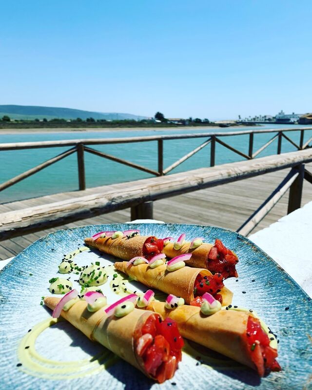 Tapa ganadora de la feria del atún 2022, Cánula de tartar de atún con pomada de aguacate.