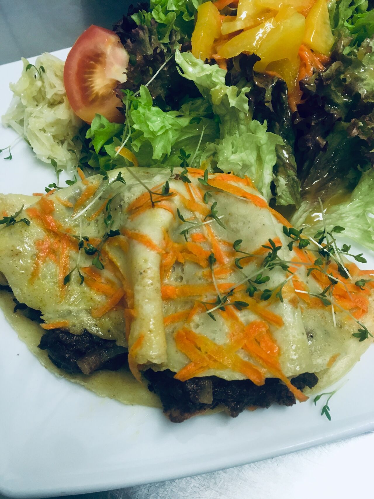 Rübli-Pfannkuchen gefüllt mit Boudin