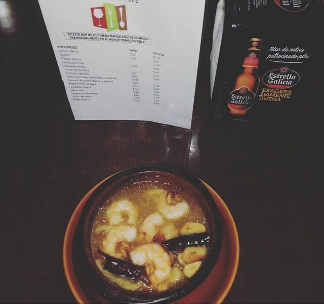 Ponle un toque picante a tu día con nuestra gamba al ajillo.