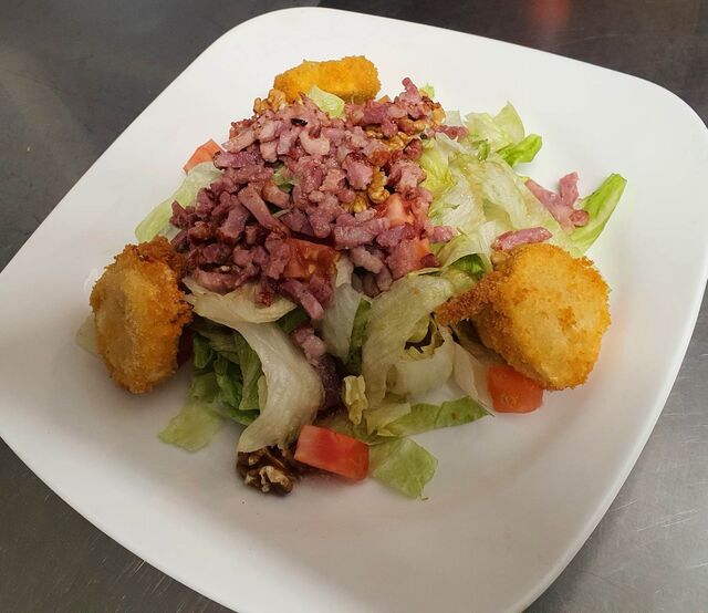 Salade de Chèvre Chaud