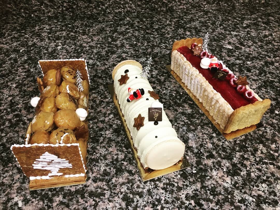 Bûche Pièce Montée - Parfum au choix
Buche Neige
Bûche Royale : Champagne et Framboise
(noël 2019)