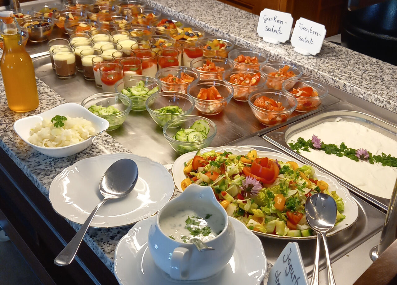 Frische Vorspeisen auf dem Buffet