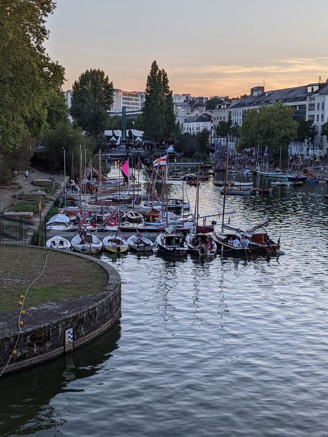 Nantes...les bords de l'Erdre...Magnifique !