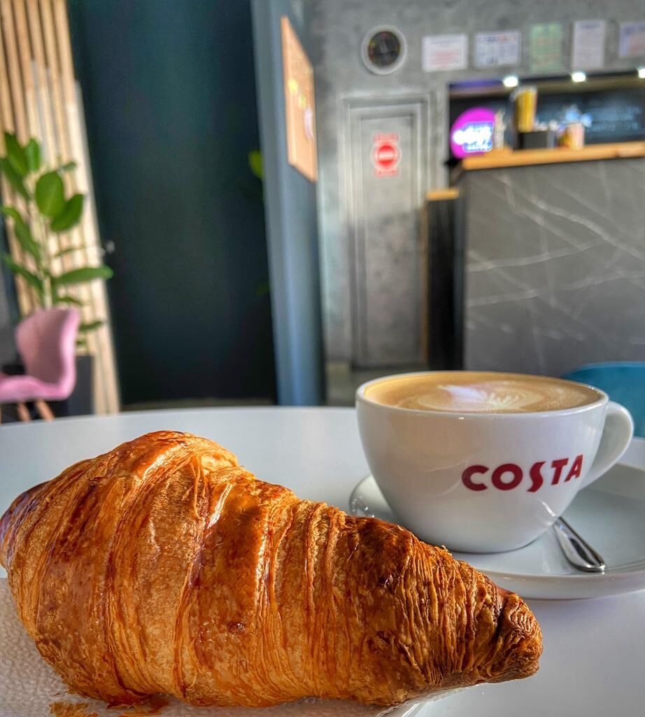 Cappuccino+Butter Croissant=15 lei