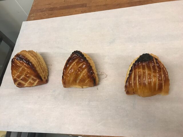 Retrouvez nos chaussons :
Pomme
Framboise amande
Abricot crème pâtissière 