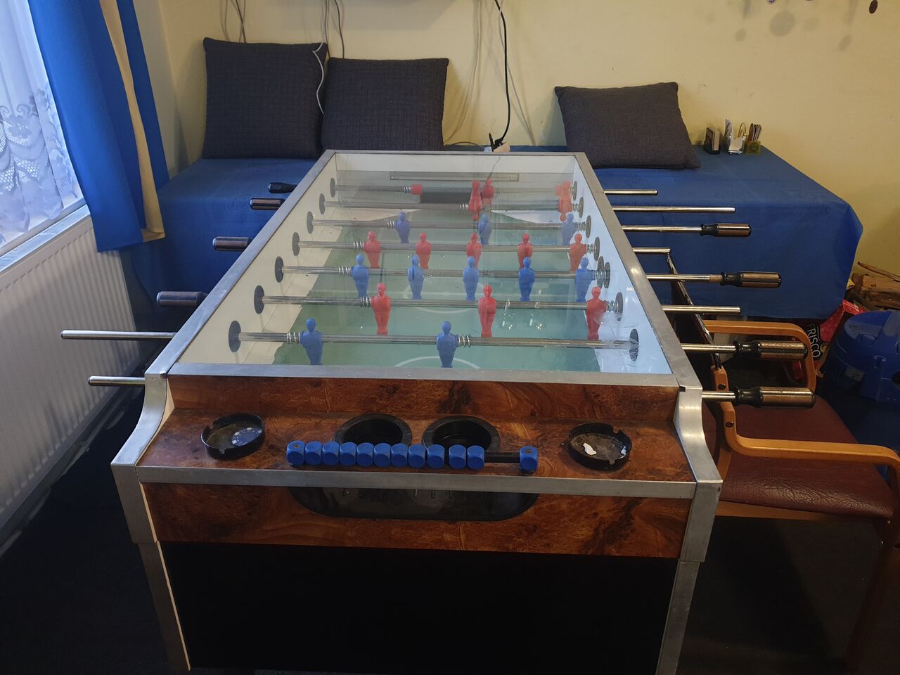 Pro zábavu tu máme fotbálek.. 