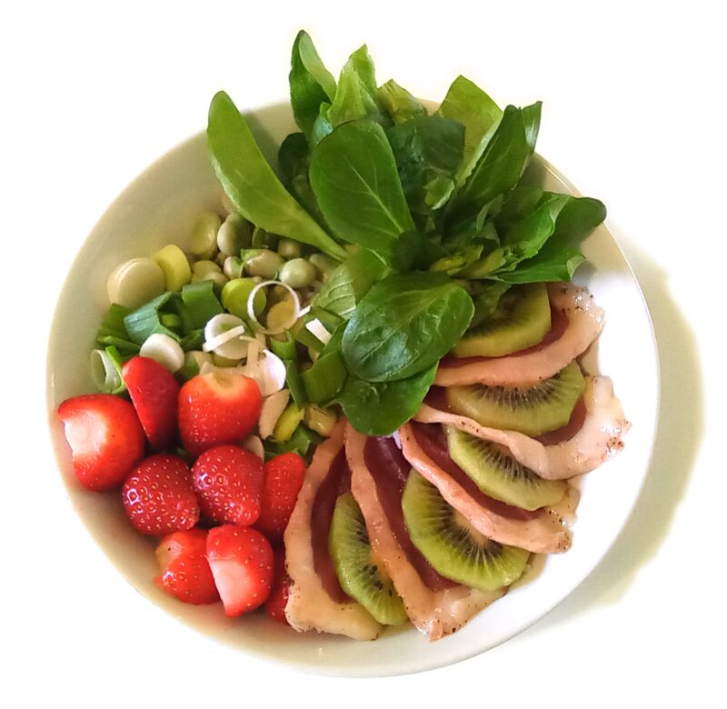 Filet de magret de canard, fraises françaises, légumes & fruits bio