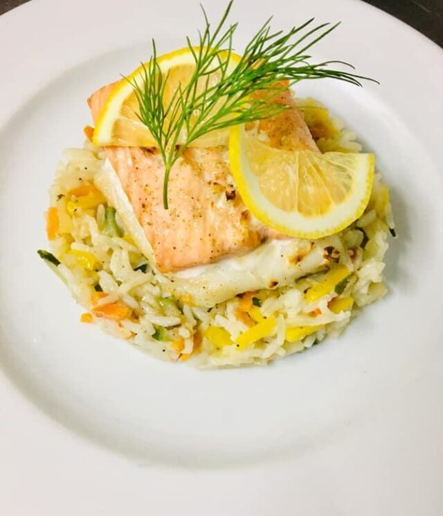 Duo de poissons et riz aux petits légumes