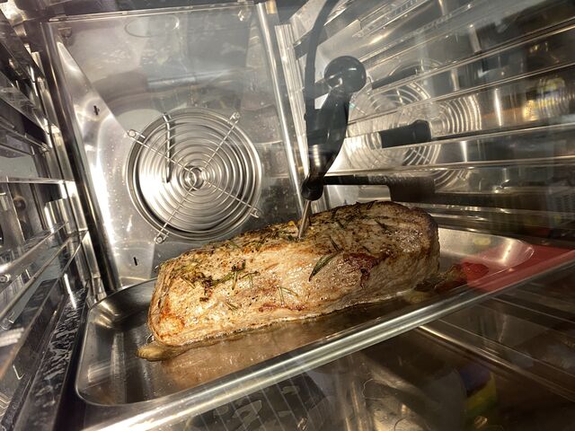 Vitello tonnato noch im Ofen