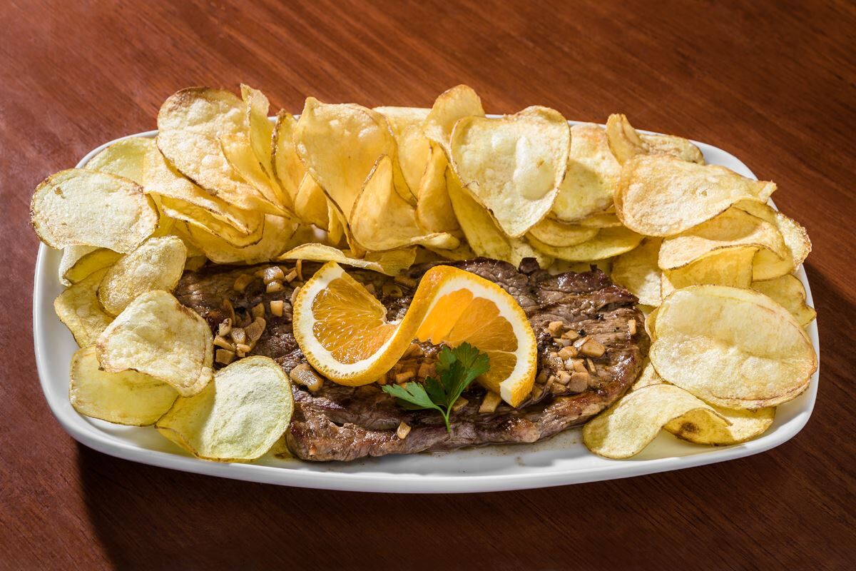 Bife ao Alho
Bife de Alcatra e batatas Gourmet