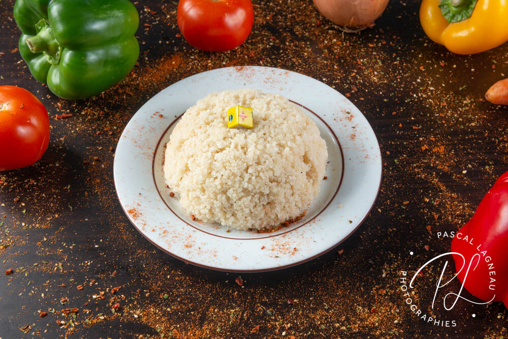 ATTIEKE (Semoule de manioc cuite a la vapeur )