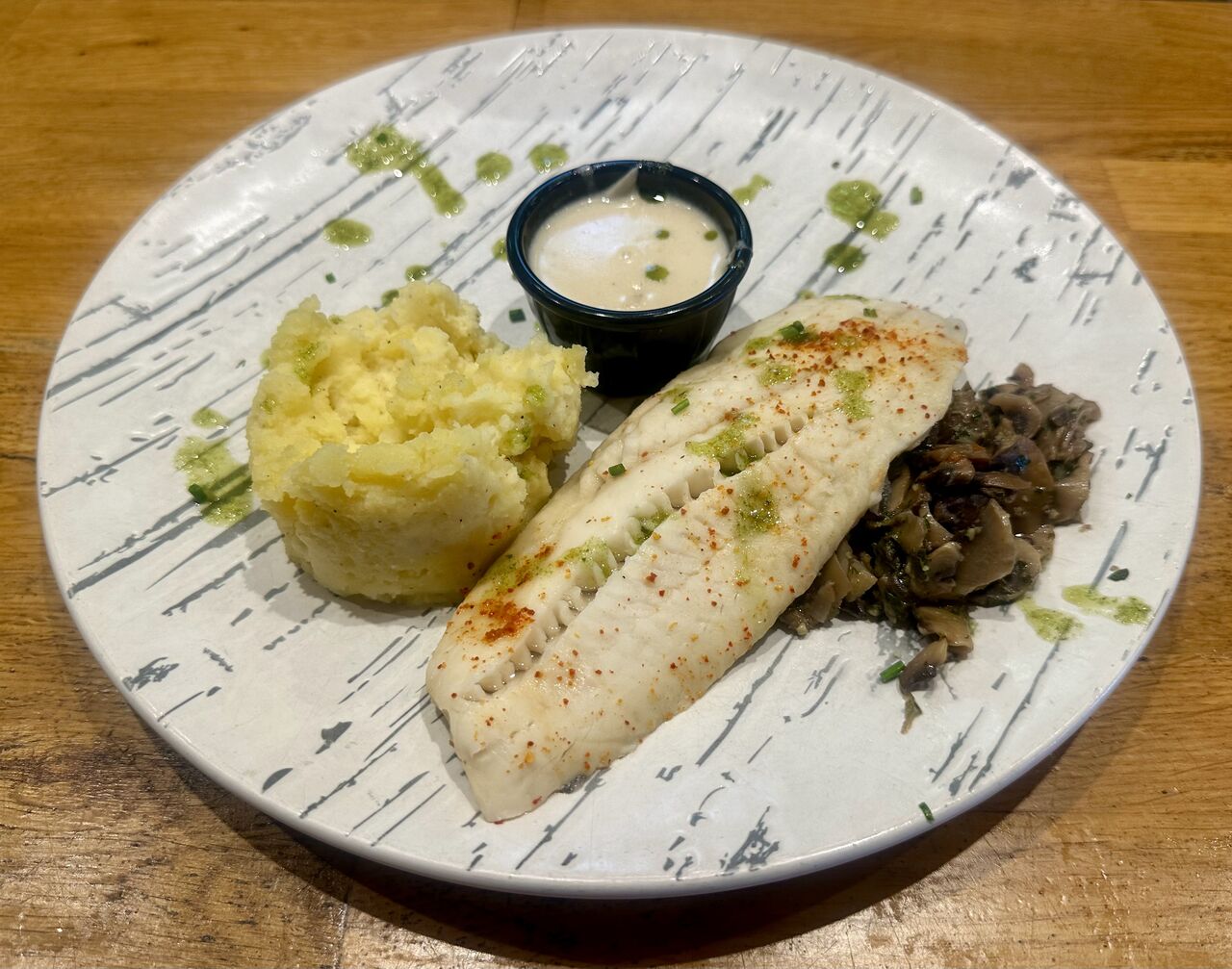 Filet de grenadier, sauce échalotte 