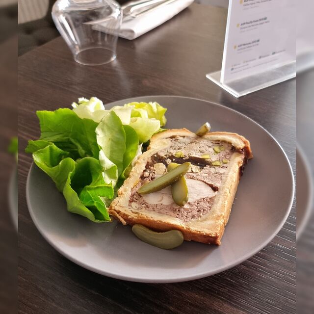 Pâté en croûte à la volaille pattes noires de Bourgogne
Carte été 2022