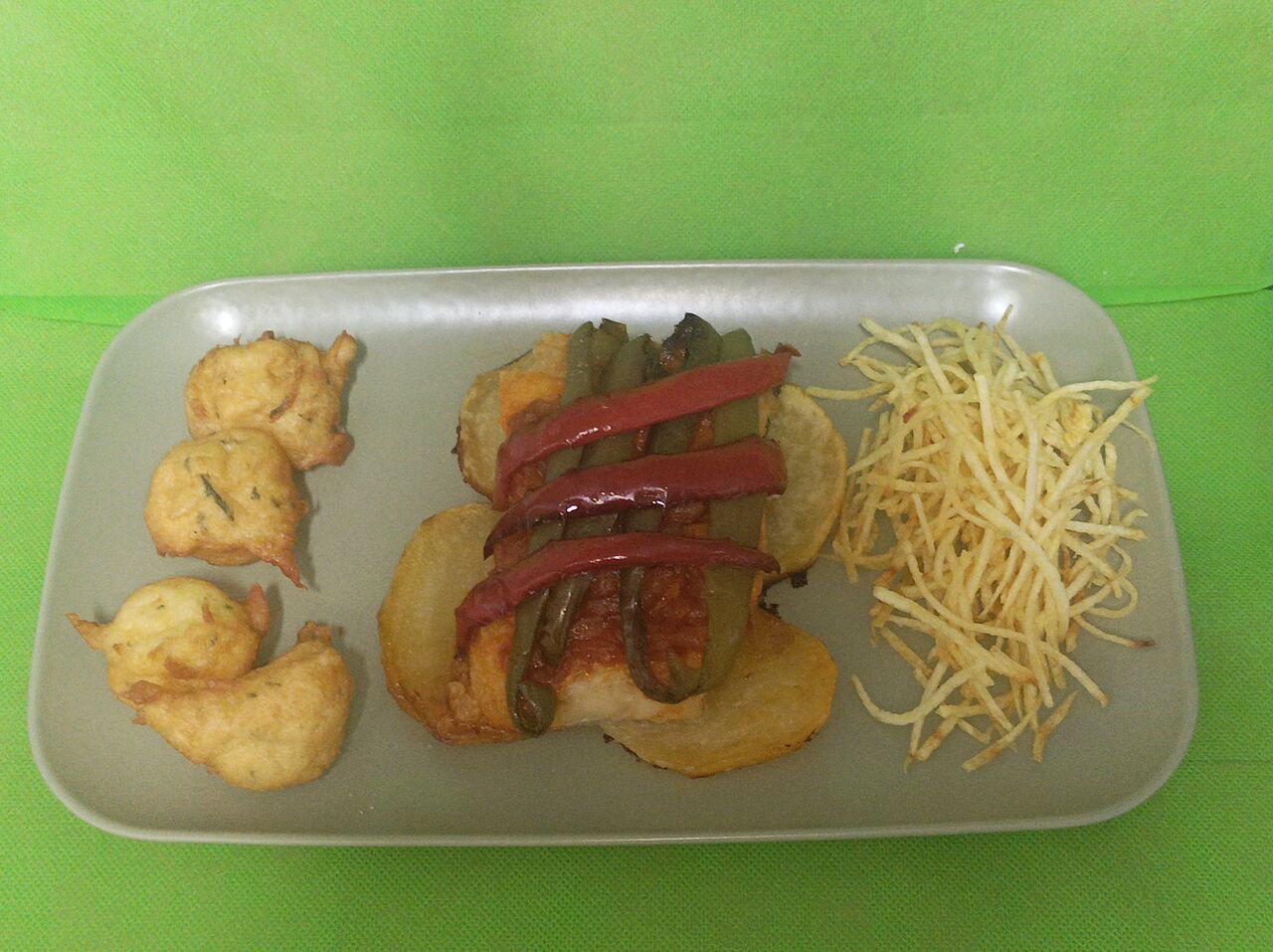 Bacalao a la Portuguesa con Buñuelos