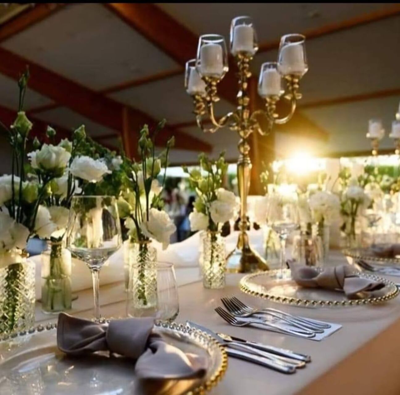 Gusturi autentice și atmosferă deosebită