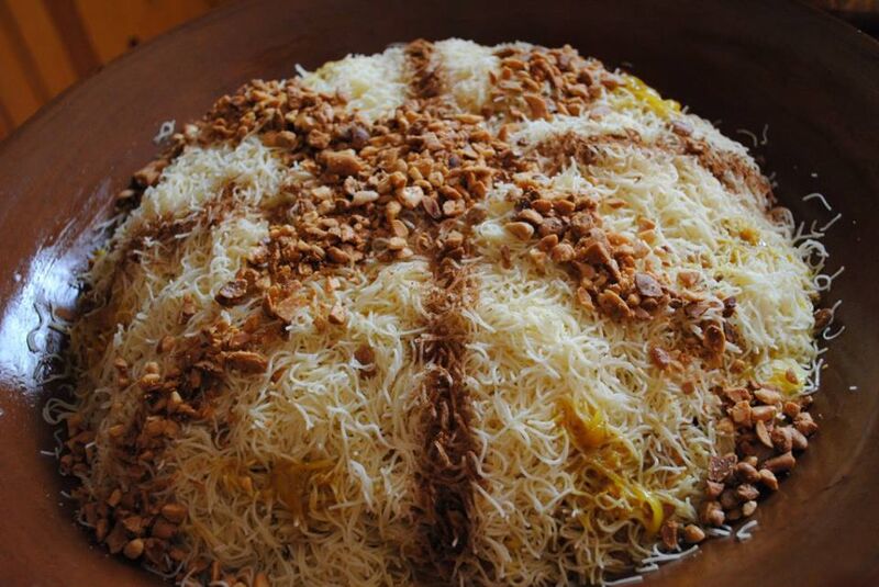 SUR COMMANDE
SEFFA: cheveux d'ange, amandes, raisins secs, cannelle, sucre glace...