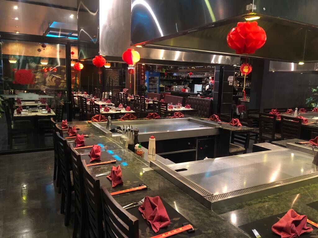 TEPPANYAKI TABLE